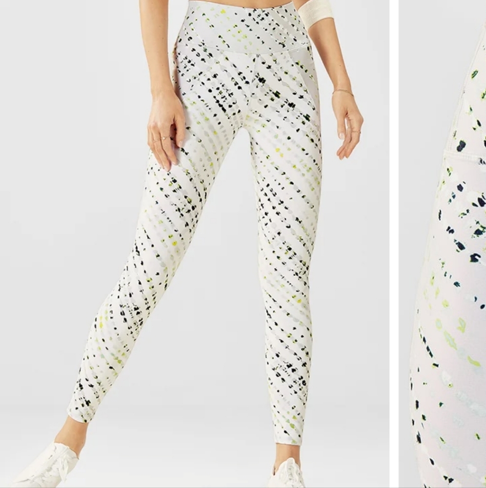 FABLETICS DEFINE POWERHOLD WHITE DOTTED SPLASH PRINT/GRAY DOTTED SPLASH MEDIUM
